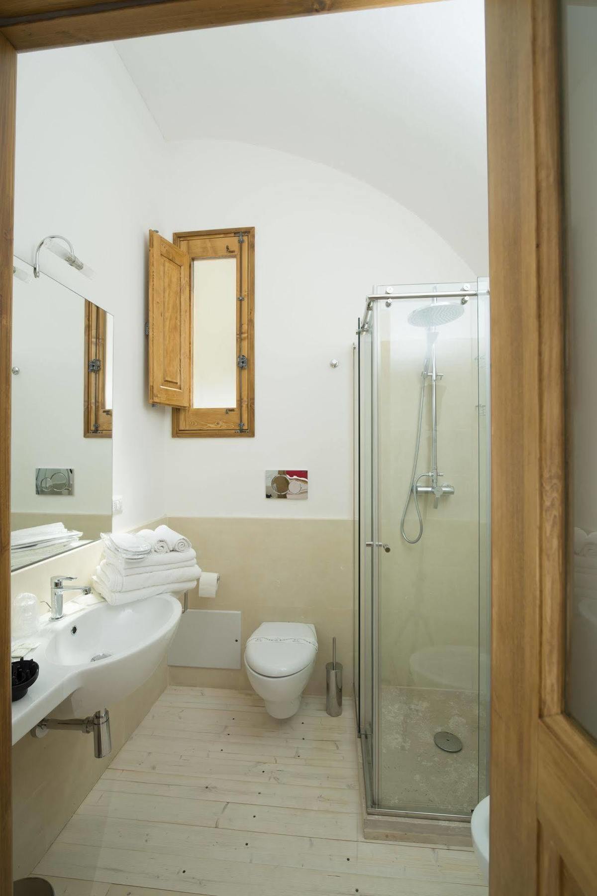 Relais Carlo V - Palazzo Storico Bed & Breakfast Gallipoli Exterior photo